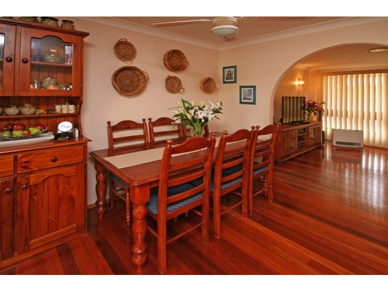 1 Railway Parade, Douglas Park NSW 2569