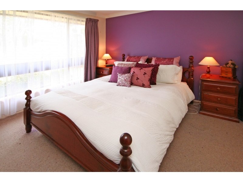 1 Railway Parade, Douglas Park NSW 2569