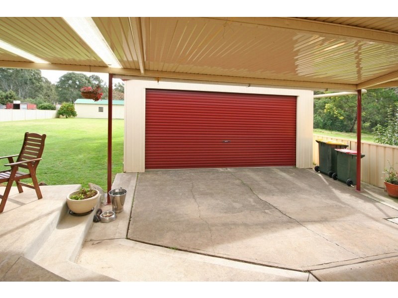 1 Railway Parade, Douglas Park NSW 2569