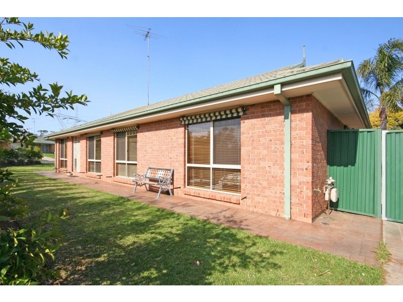 2 Benjamin Place, Currans Hill NSW 2567