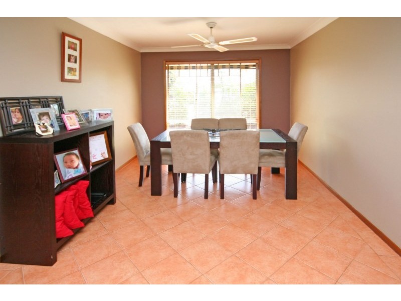 2 Benjamin Place, Currans Hill NSW 2567