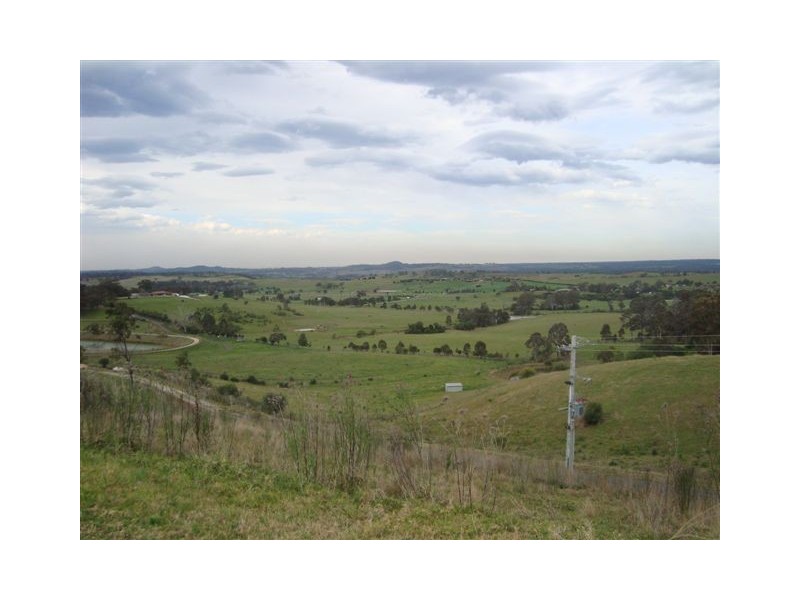 130 Cummins Road, Menangle NSW 2568