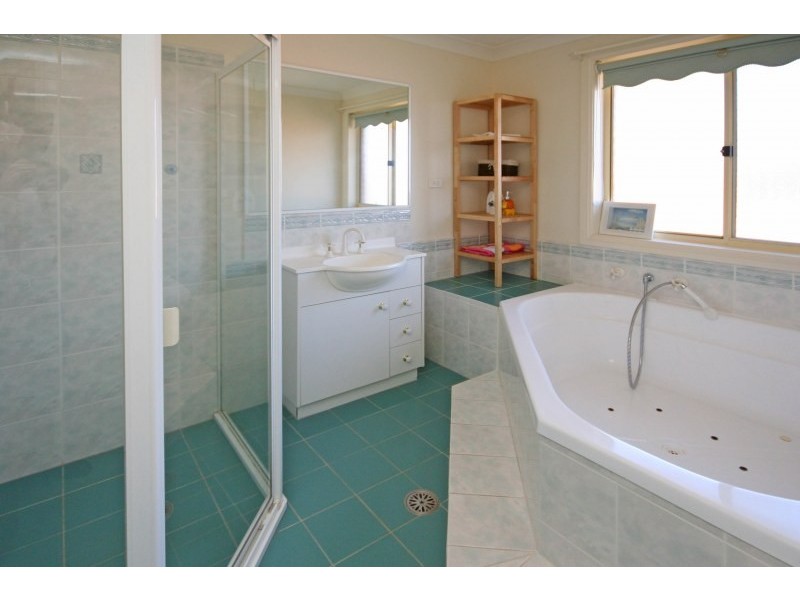 42 The Cascades Way, Mount Annan NSW 2567