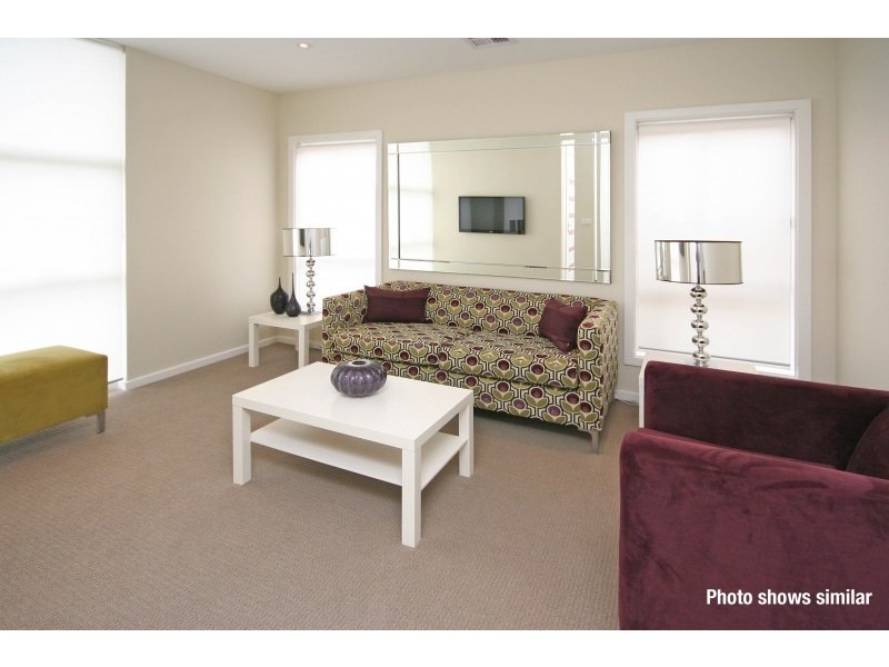 36 MacArthur Circuit, Camden Park NSW 2570