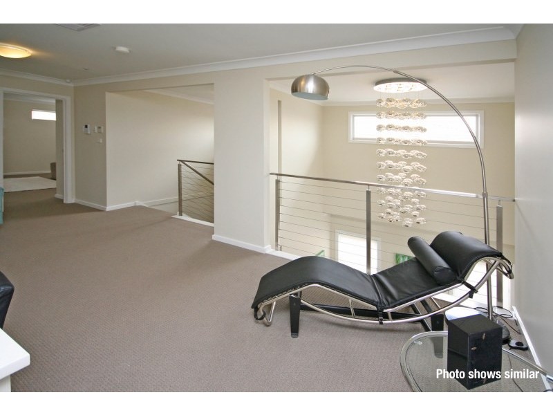 36 MacArthur Circuit, Camden Park NSW 2570