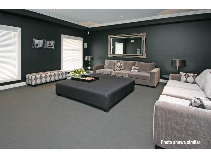 31 MacArthur Circuit, Camden Park NSW 2570