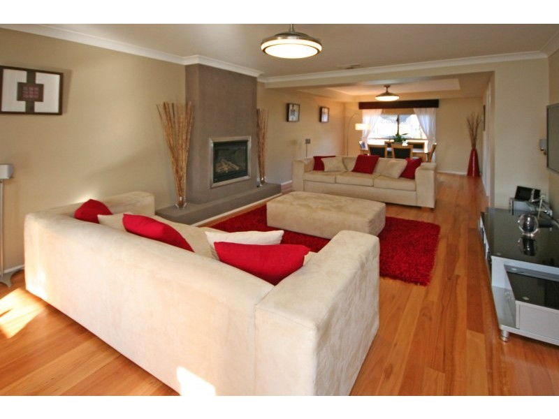 27 Lamond Common, Camden Park NSW 2570
