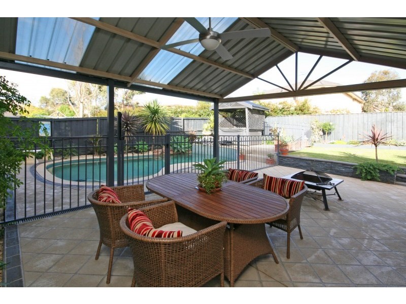 27 Lamond Common, Camden Park NSW 2570