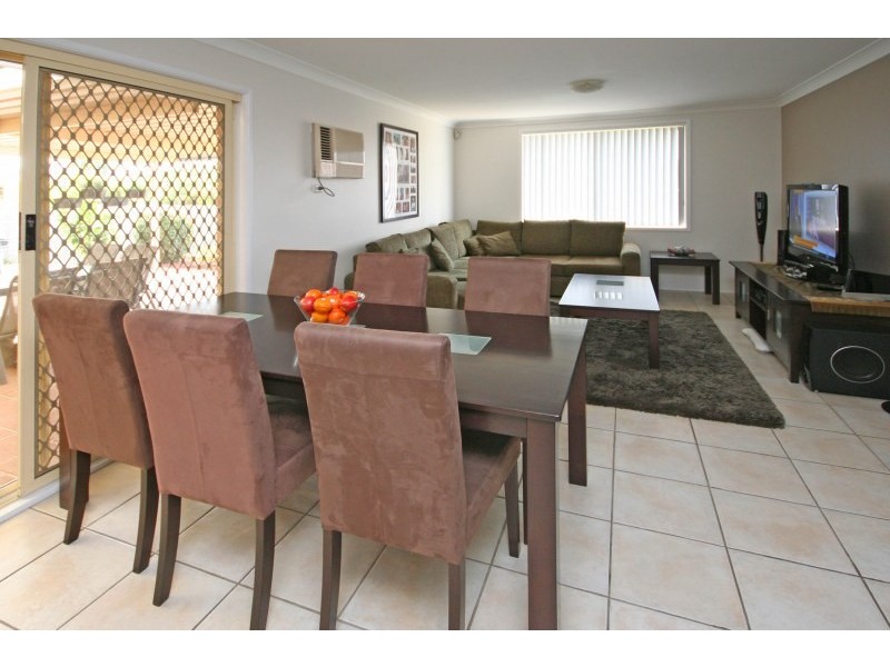 4 Wardle Close, Currans Hill NSW 2567