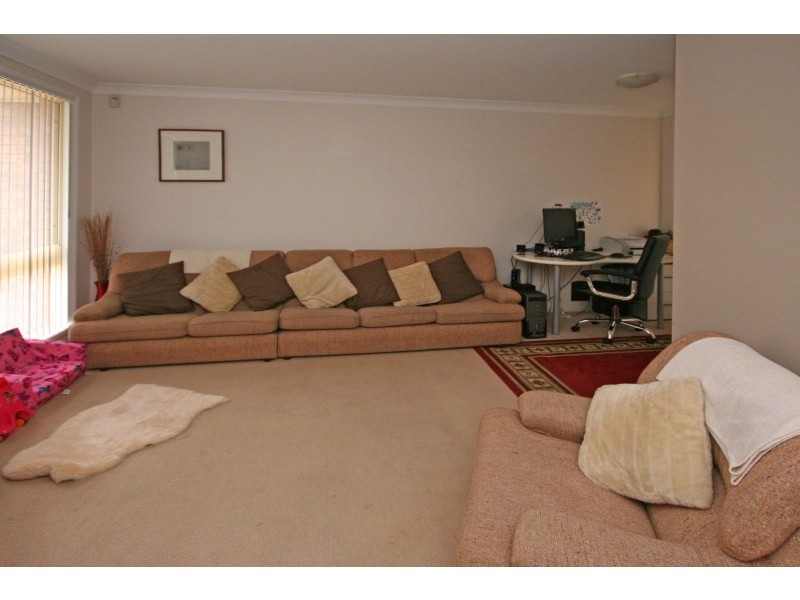 4 Wardle Close, Currans Hill NSW 2567