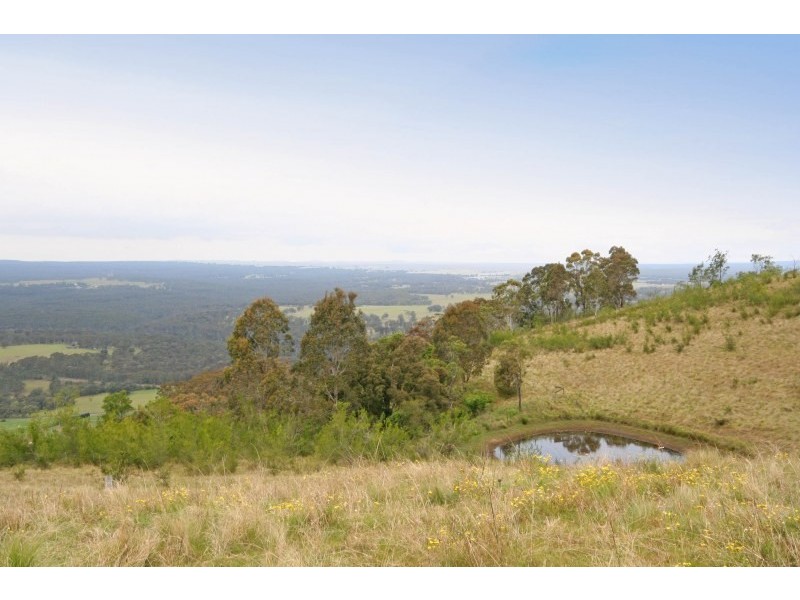 253 Donalds Range Road, Razorback NSW 2571