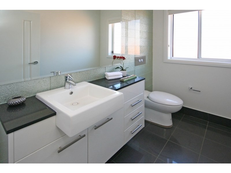 10 Ancona Avenue, Spring Farm NSW 2570