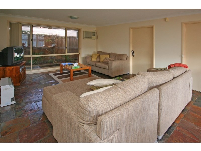 9 John Hunter Grove, Mount Annan NSW 2567