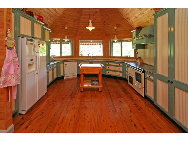 348 Moreton Park Road, Douglas Park NSW 2569