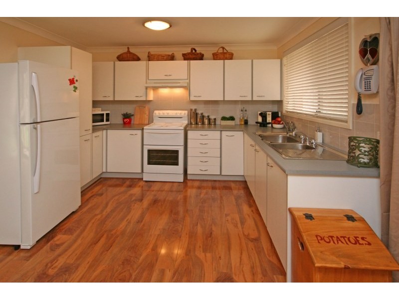 The Oaks NSW 2570