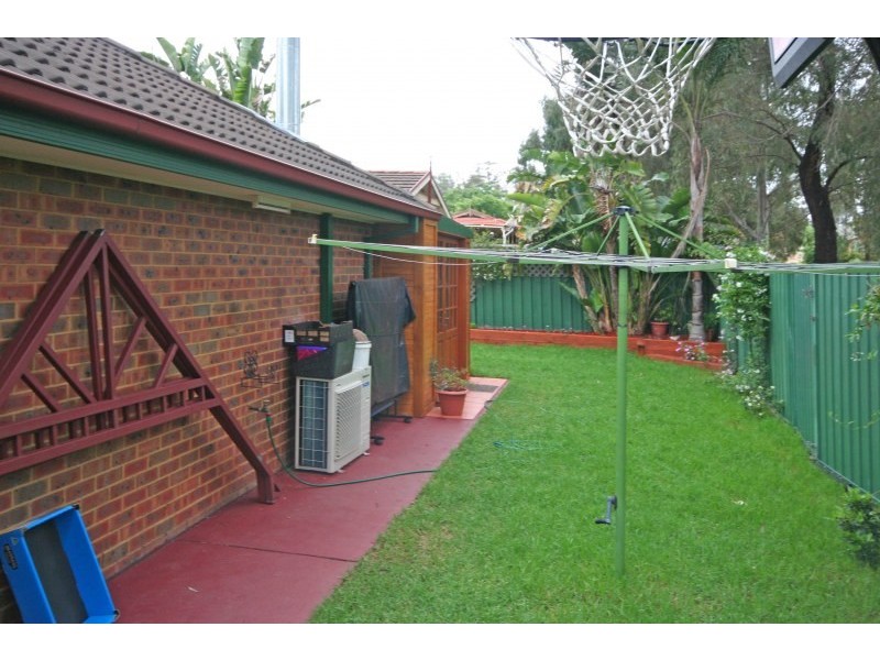 2/6 Nash Place, Currans Hill NSW 2567
