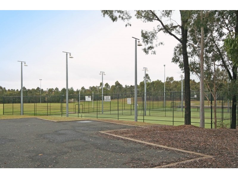 2/6 Nash Place, Currans Hill NSW 2567