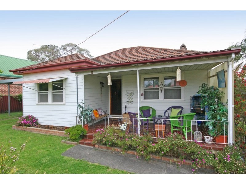 8 Glendiver Road, The Oaks NSW 2570