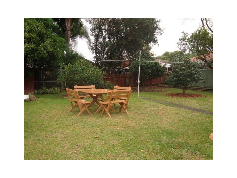 21 Lawson Avenue, Camden South NSW 2570