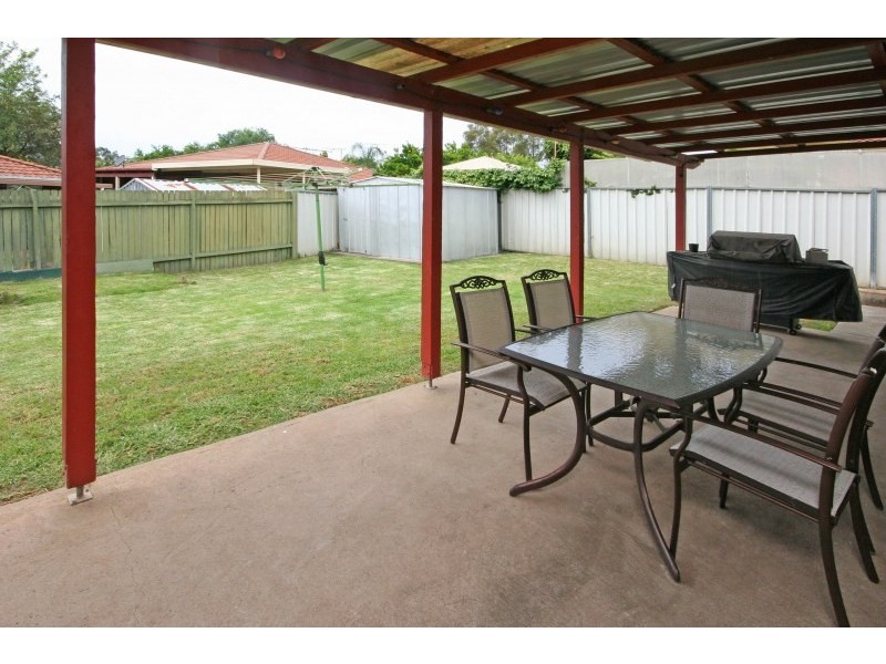 8 Wardle Close, Currans Hill NSW 2567