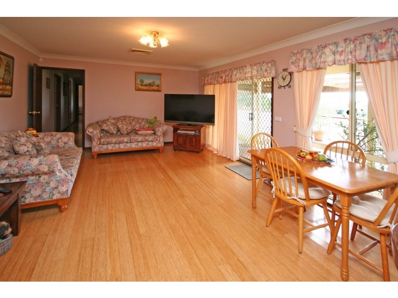 565 Menangle Road, Douglas Park NSW 2569