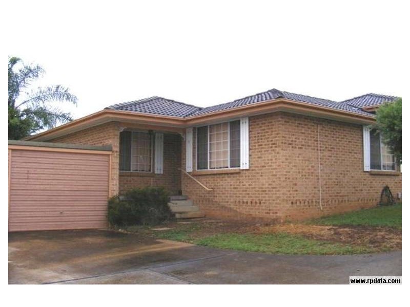 5/221 Oxford Road, Ingleburn NSW 2565
