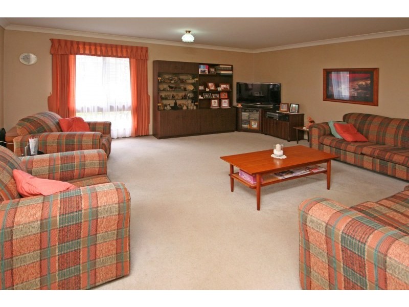 27 Barratt Avenue, Camden South NSW 2570