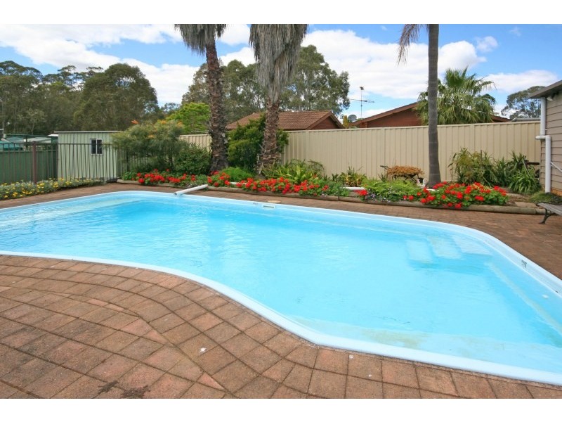 27 Barratt Avenue, Camden South NSW 2570