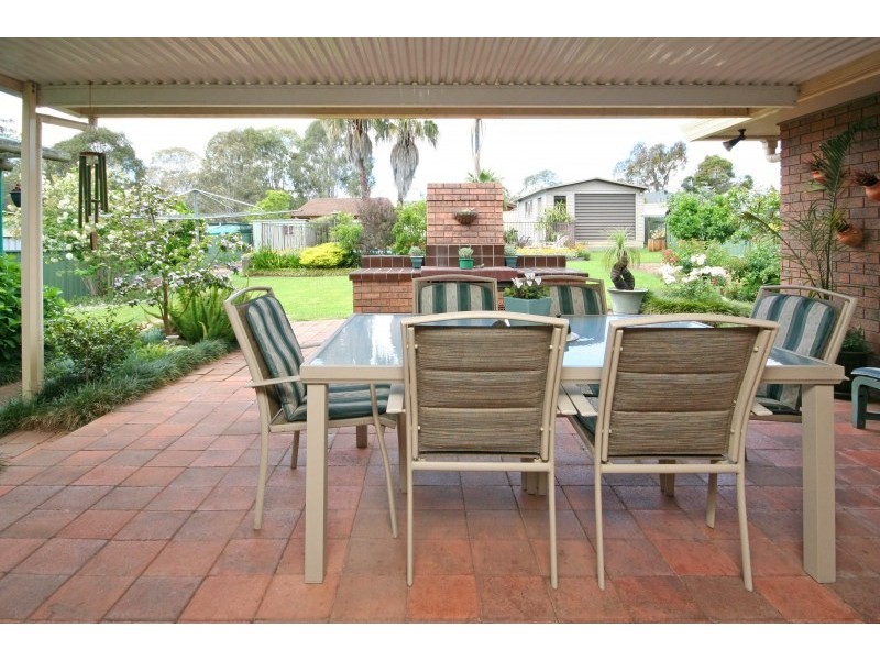 27 Barratt Avenue, Camden South NSW 2570