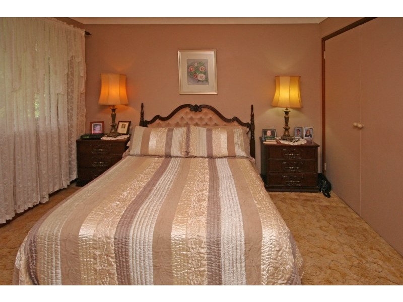 27 Picton Avenue, Picton NSW 2571