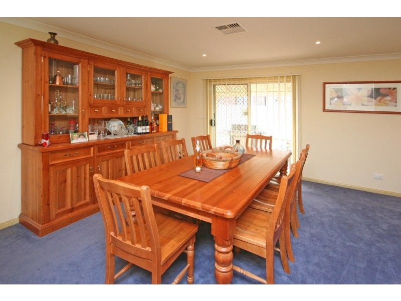15 Lissanthe Street, Mount Annan NSW 2567