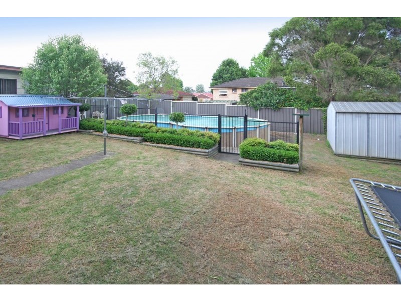 4 Cruikshank Avenue, Elderslie NSW 2570