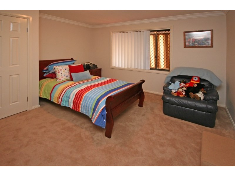 12 Lamond Common, Camden Park NSW 2570