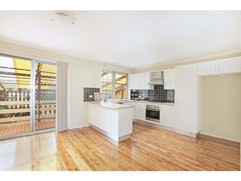 17 Cowper Drive, Camden South NSW 2570