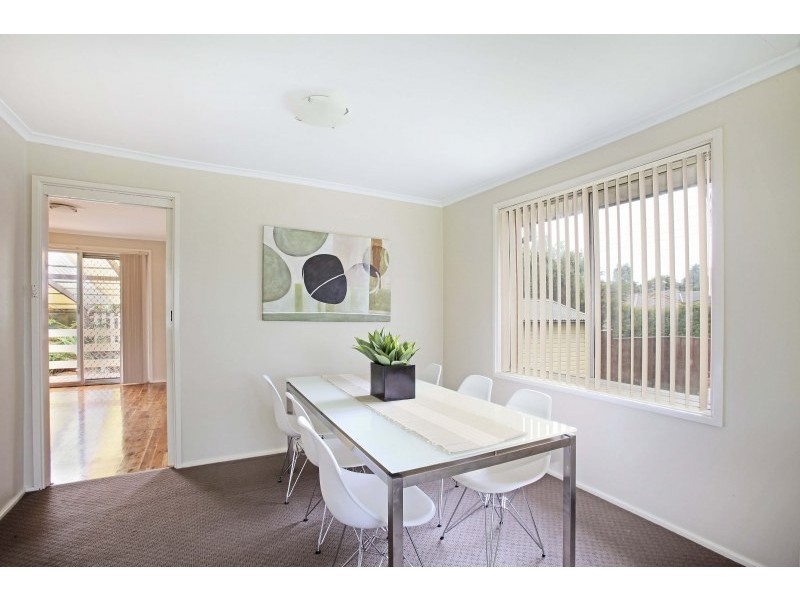 17 Cowper Drive, Camden South NSW 2570