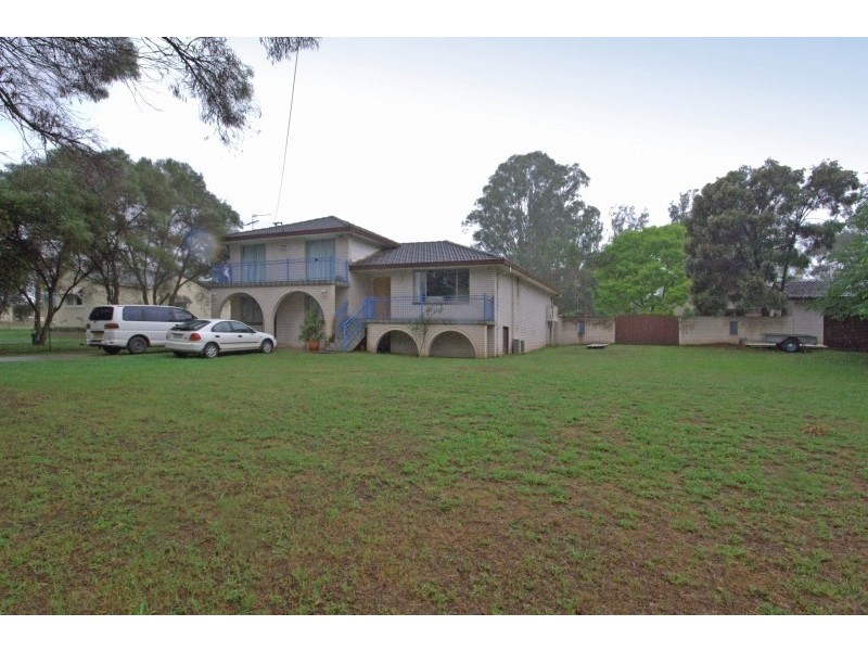 132 Racecourse Road, Menangle Park NSW 2563