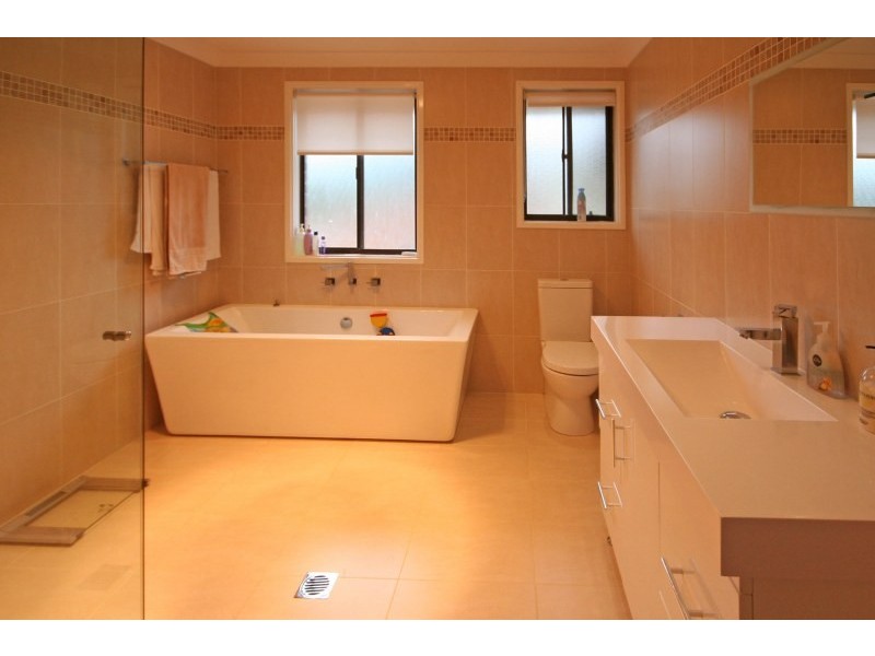 33  Griffiths Avenue, Camden South NSW 2570