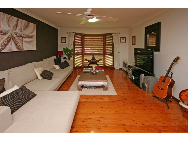 21 Arnold Avenue, Camden South NSW 2570