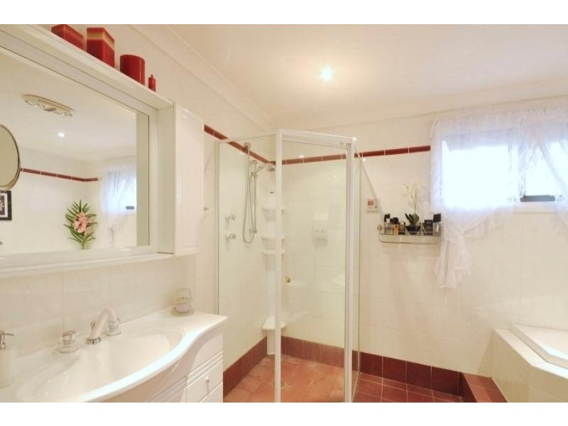 18 Kearns Avenue, Kearns NSW 2558