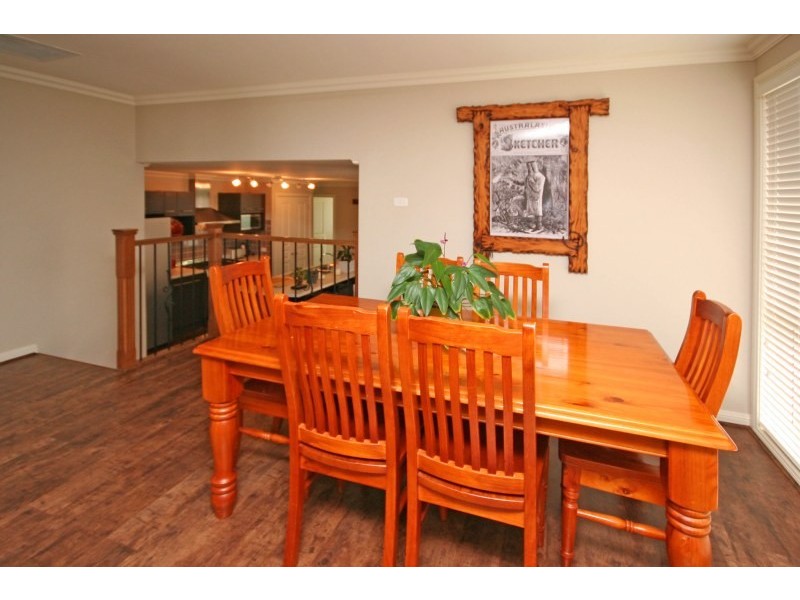 13 Osbourne Street, Elderslie NSW 2570