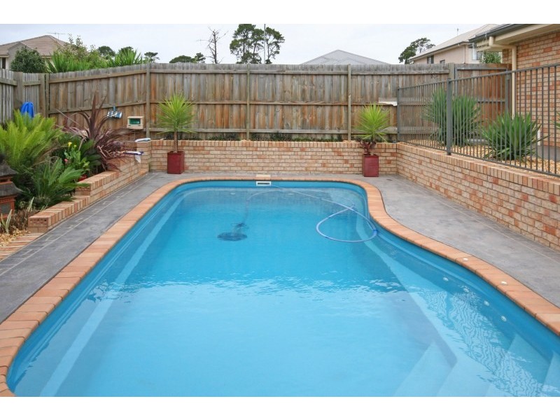 13 Osbourne Street, Elderslie NSW 2570