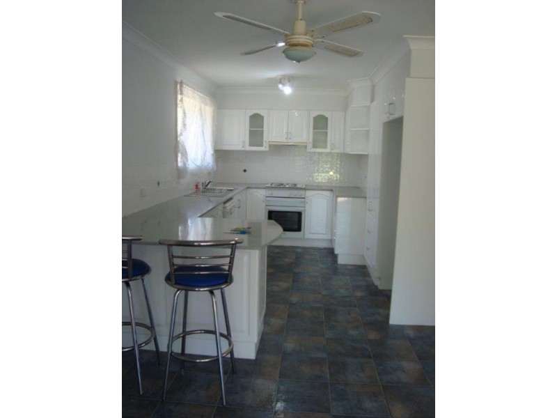 16 McCrae Drive, Camden South NSW 2570