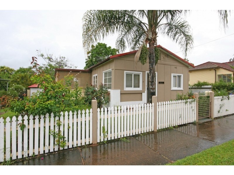 37 Chellaston Street, Camden NSW 2570