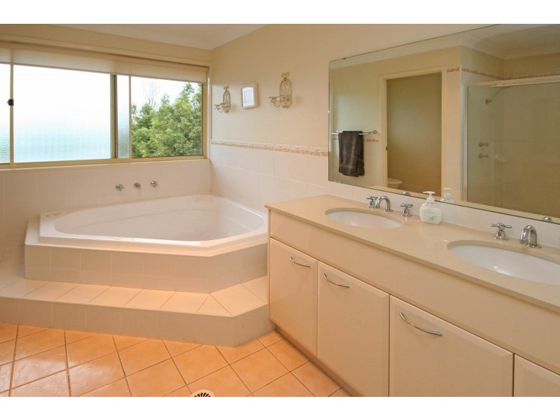 7 Bridgewater Boulevard, Camden Park NSW 2570