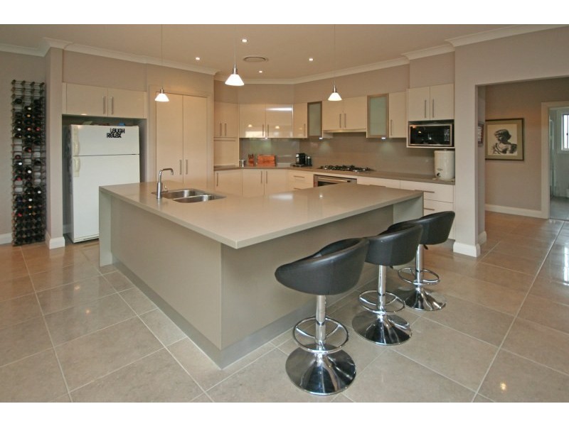 22 Hillier Close, Camden Park NSW 2570