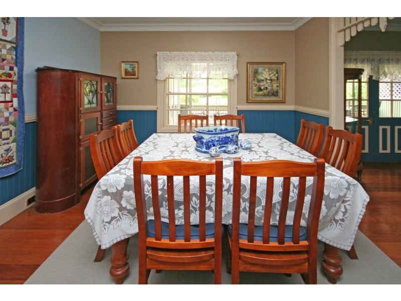 5 Waterfall Creek Road, The Oaks NSW 2570