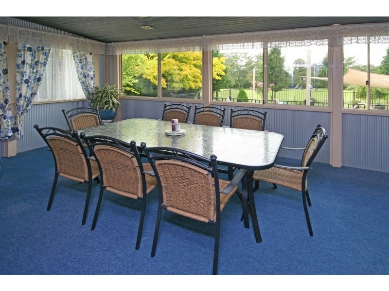 5 Waterfall Creek Road, The Oaks NSW 2570