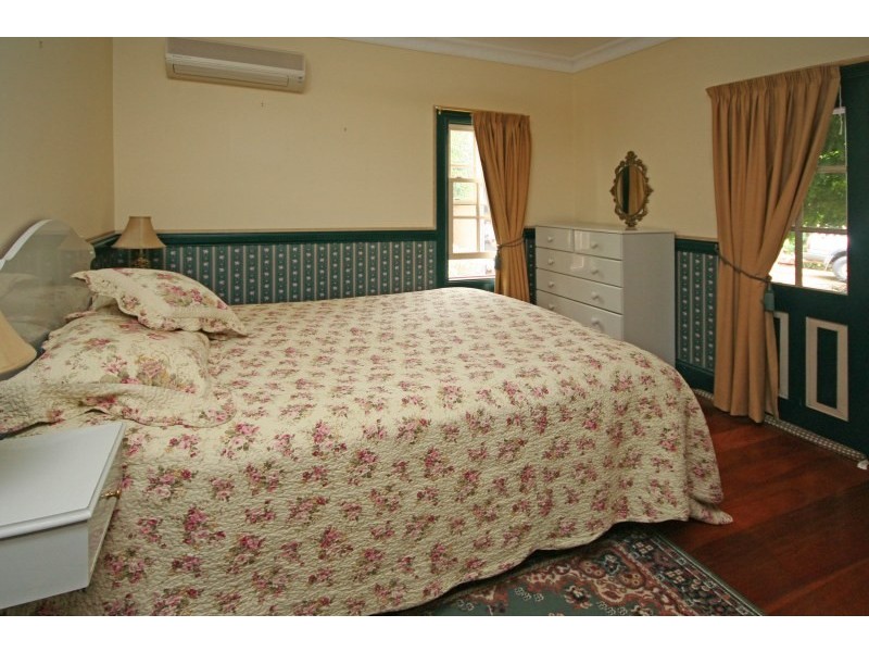 5 Waterfall Creek Road, The Oaks NSW 2570