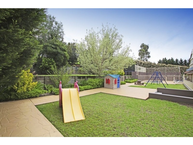 13 Camelot Close, Kirkham NSW 2570