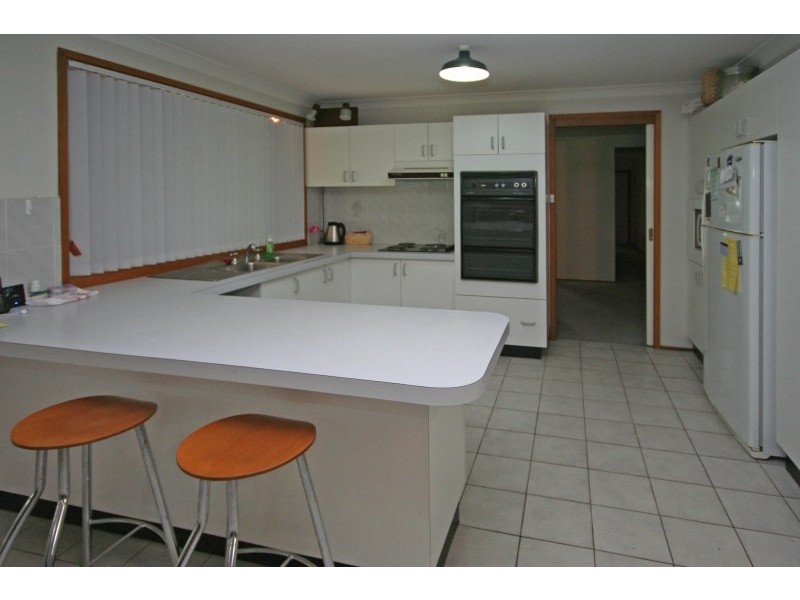 6 Cranfield Place, Camden South NSW 2570